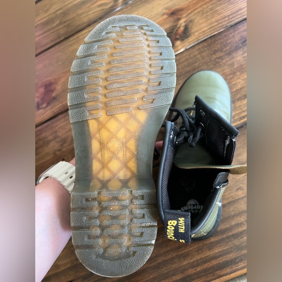 Doc Marten’s Olive Green Lace-Up Boots, youth size 4, EUC, combat, moto, lace-up - Picture 9 of 9